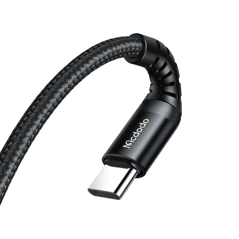 Cable de datos y carga McDodo CA-5641 60W USB-C a USB-C 1 m - Negro